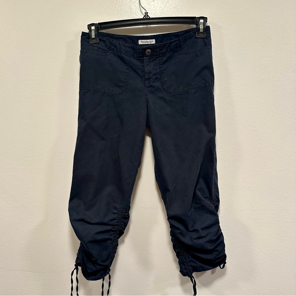 Abercrombie & Fitch Navy Y2K vintage Drawstring Crop capri pants size 2